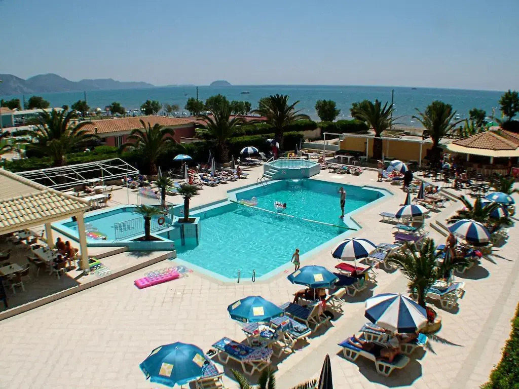 Beach & Waterfront