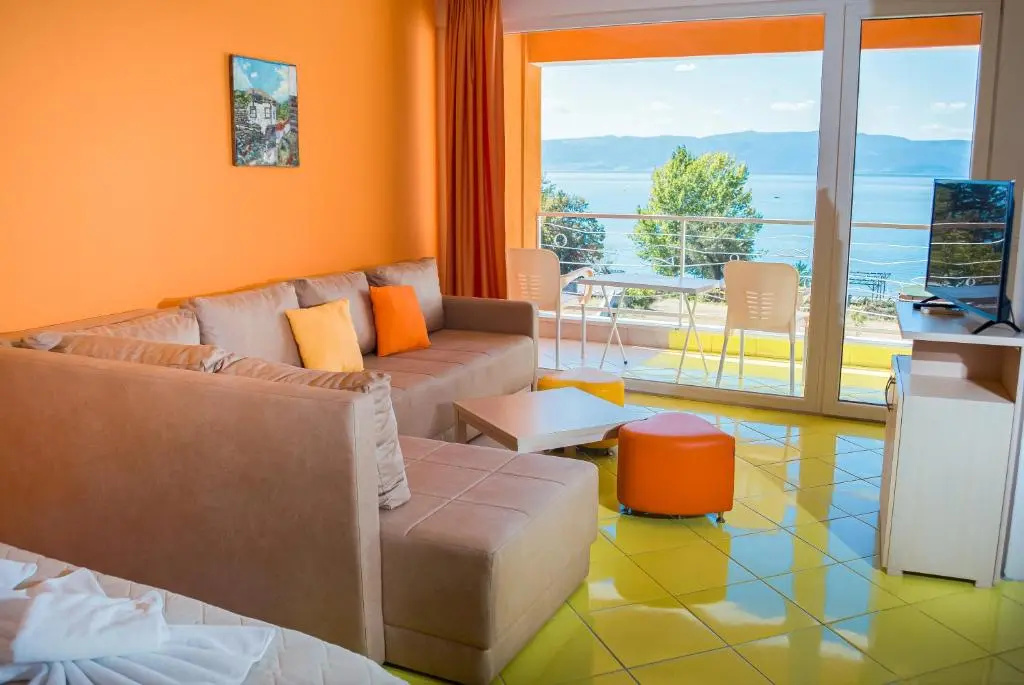 Deluxe Studio with lake view