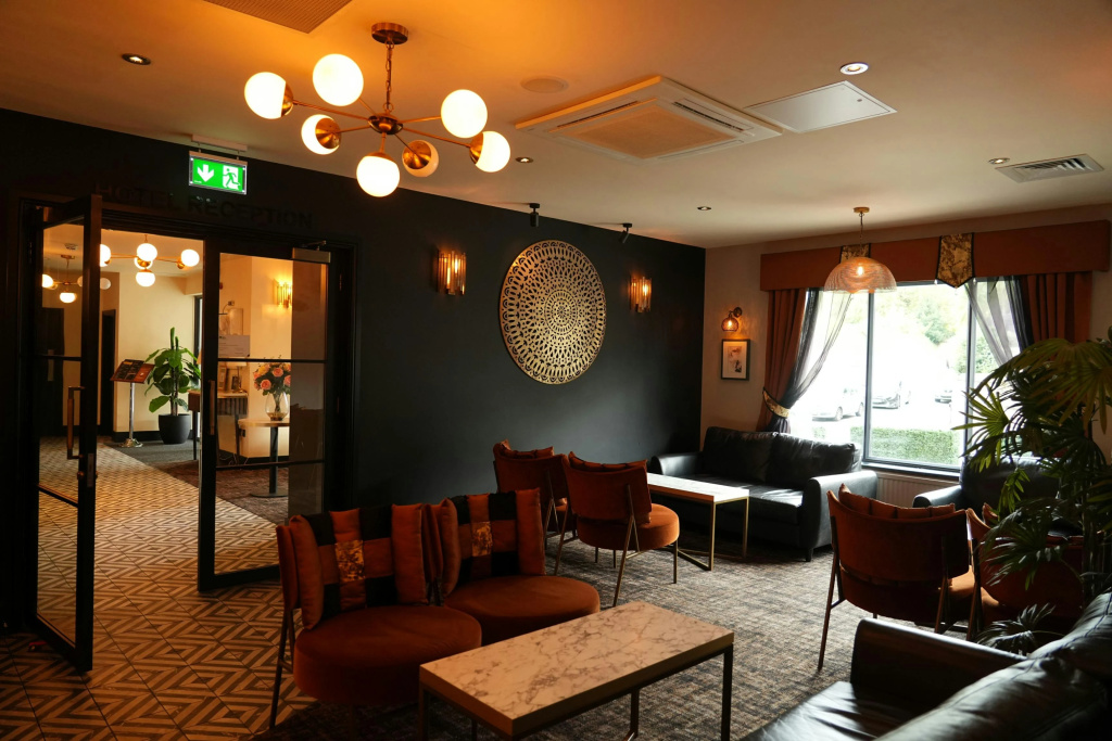 The Continental Hotel, Derby - Général