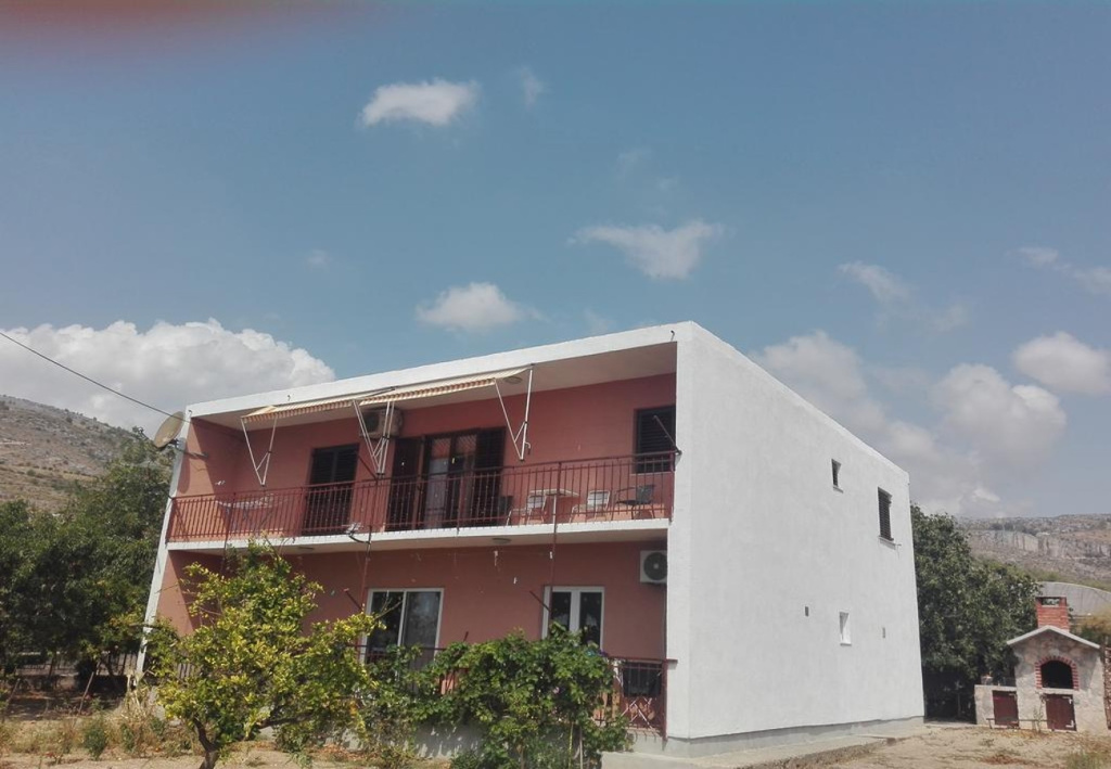 Apartment Luka - pet friendly A1 Seget Donji, Riviera Trogir
