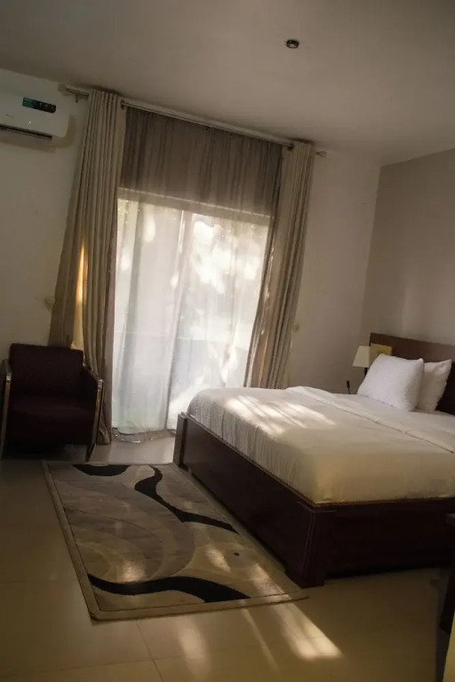 Uranium Continental Hotel — фото 6