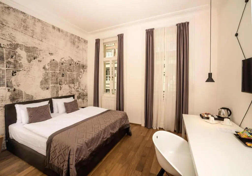 Standard Double room (full double bed)