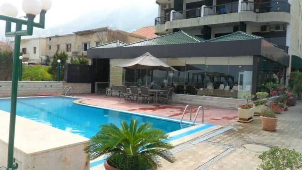 Holiday Suites Hotel And Beach - Général