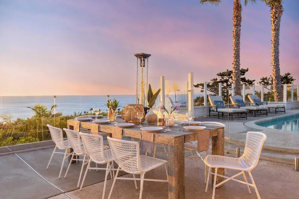 Stunning Estate w/ Ocean View, Pool, Spa, Bocce Sleeps 20 Vista by Avantstay