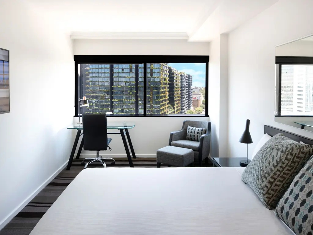 Superior room with city view