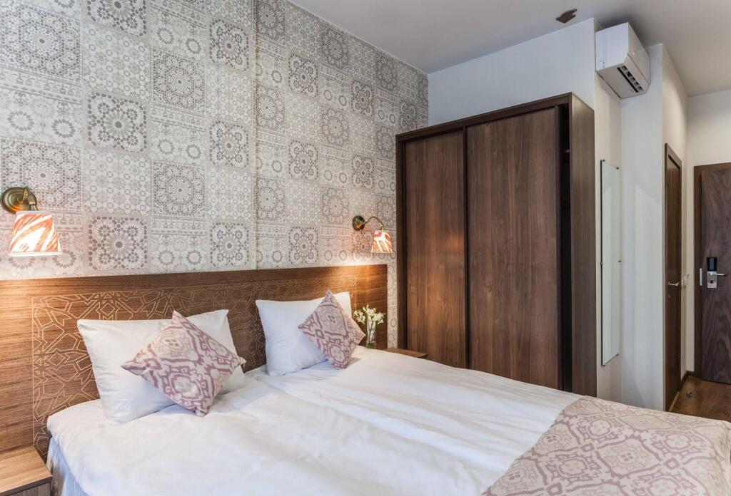 ресторан шелковый путь санкт-петербург. шелковый путь питер ленинский фен. шёлковый путь отель питер. гостиница шелковый путь санкт петербург. отель шёлковый путь спб.