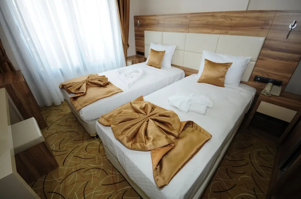 Grand Hekimoglu Hotel — 1