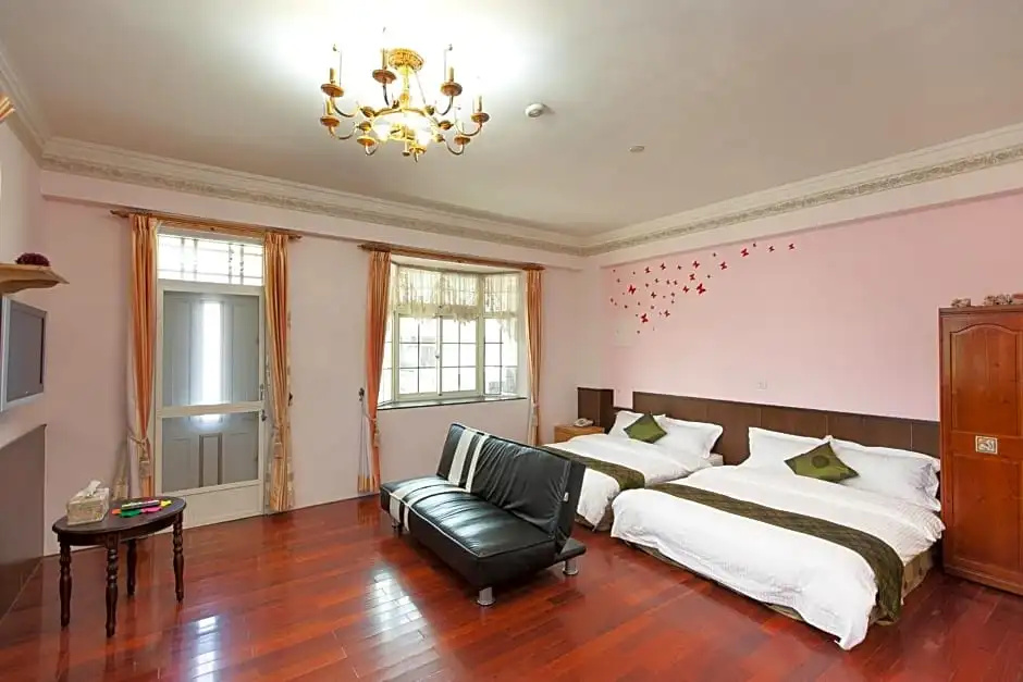 Standard Quadruple room with balcony