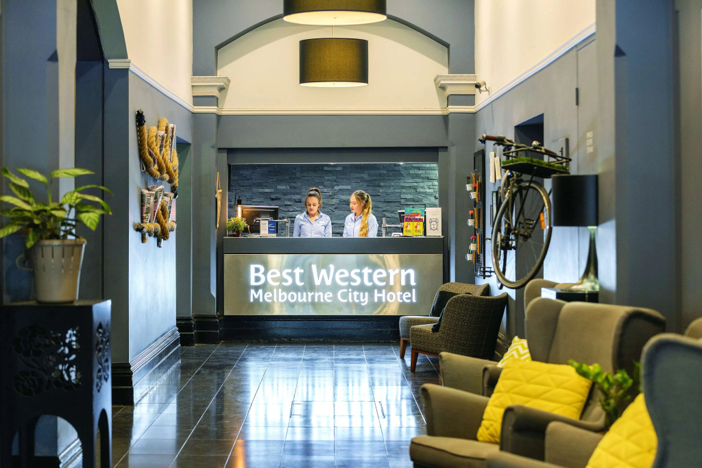 Lobby & Reception