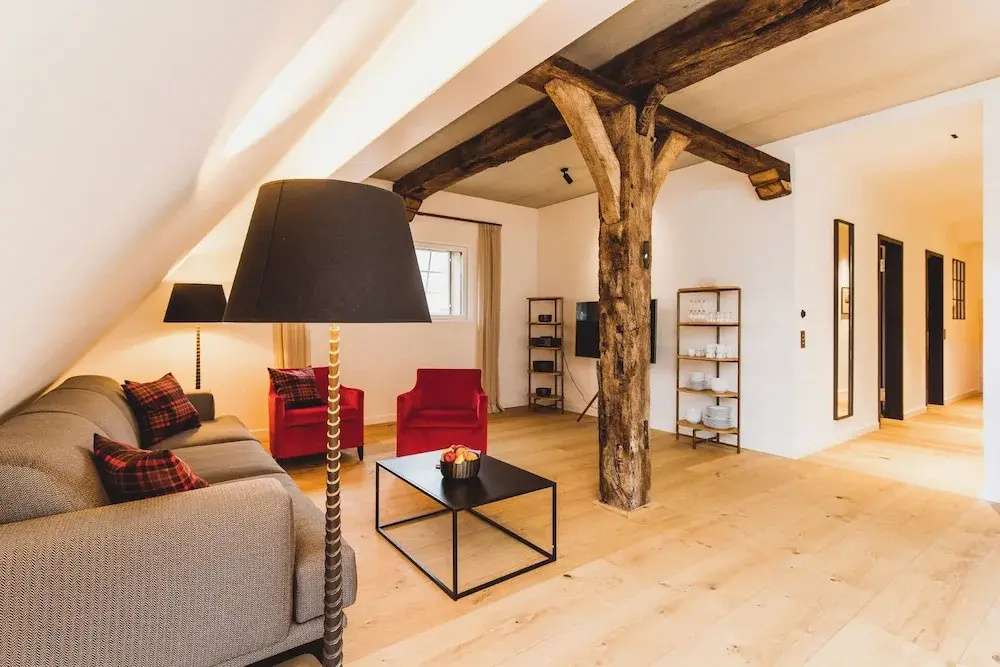Standard Family room with garden view