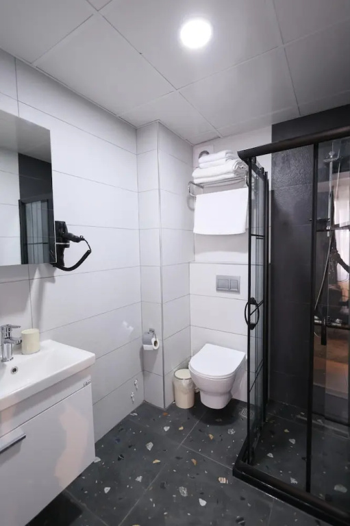 Evra Suites — 4