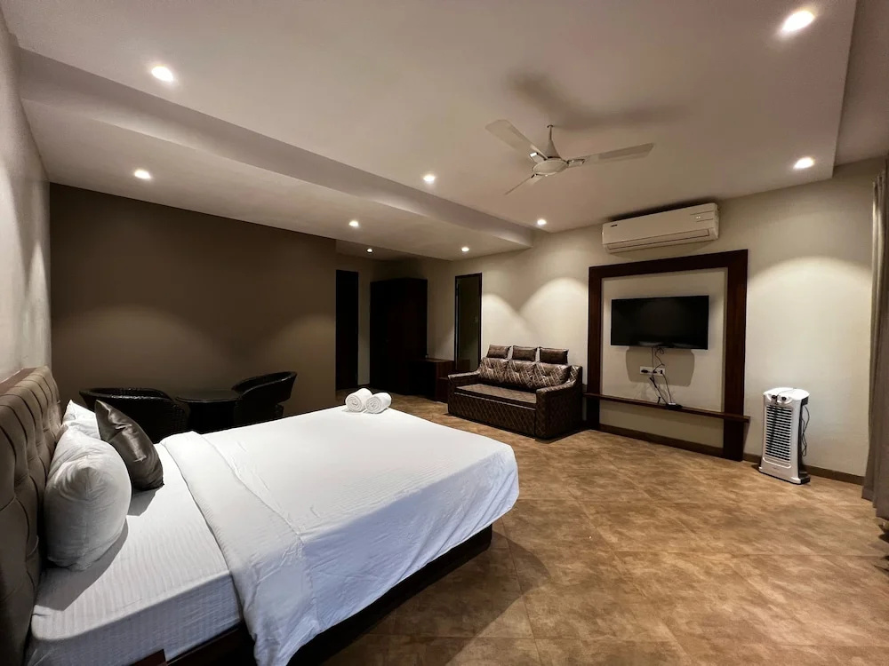 Standard Family room