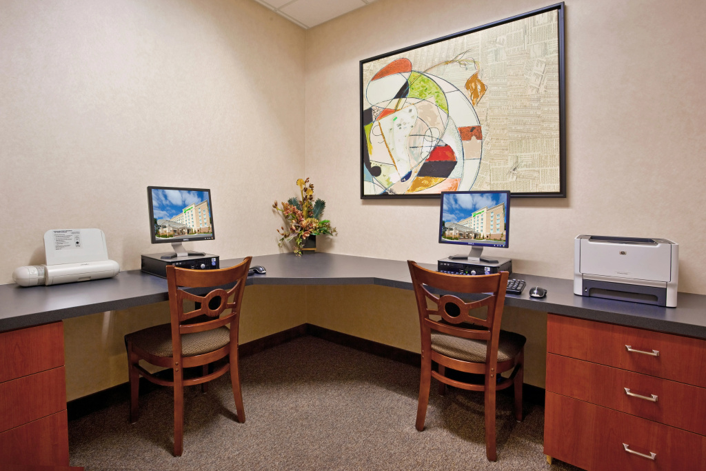 Holiday Inn Purdue - Fort Wayne by IHG - Général