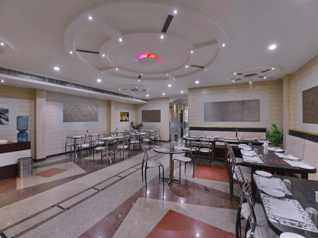 OYO 5539 Merit Hotel - Général