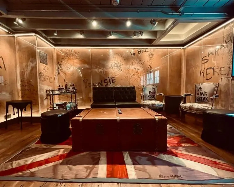Standard Suite