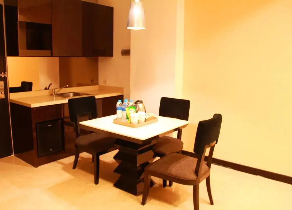 Nemuru Grand Bellevue Radio Dalam — 5
