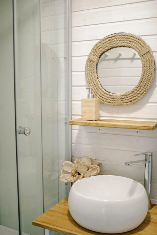 Farm House for Two and Spa Bath Ambarcasa with view