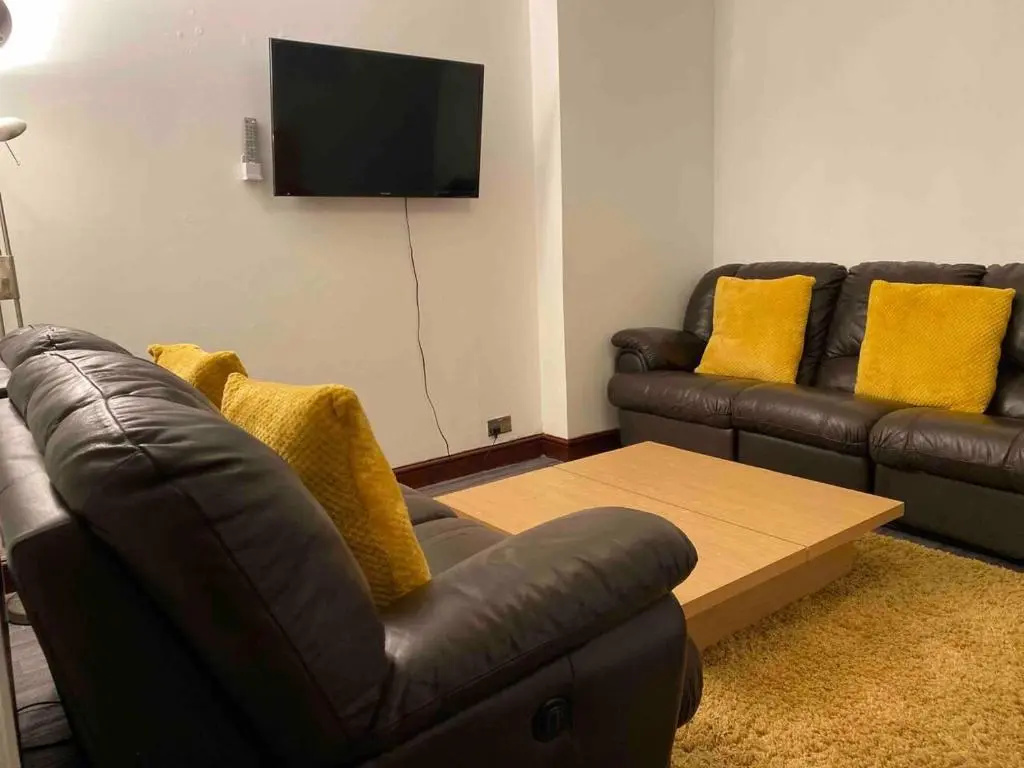 Cozy Swansea Apartment With 2 Bedrooms