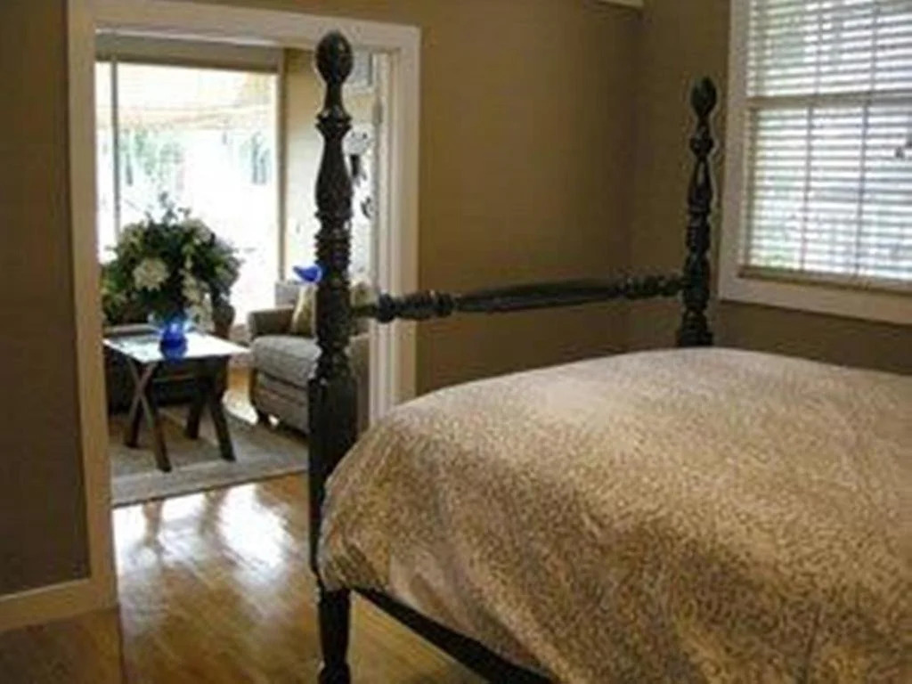 The Porch on Frances Inn — фото 5