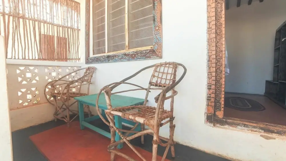 Balcony & Terrace