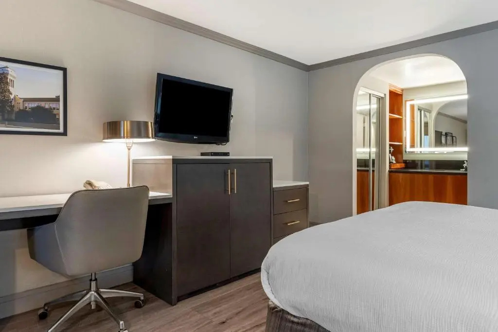 Best Western Plus Executive Suites - Chambres