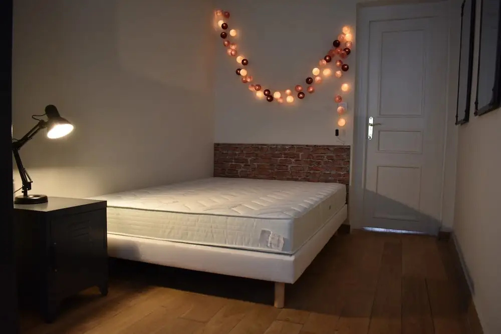 Spacious 1 Bedroom Apartment in Sacré Coeur