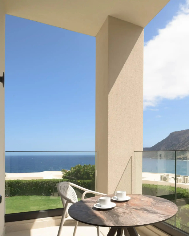 2 Bedrooms Premium Suite