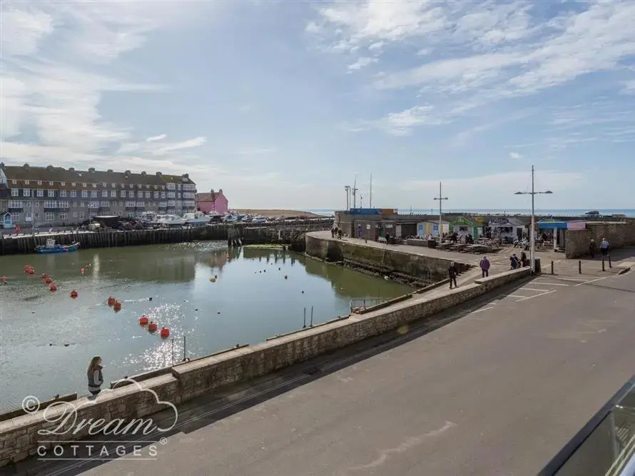 Harbour View Apartment