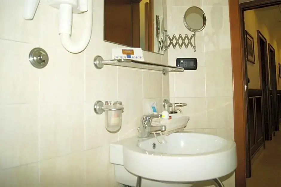 Albergo Ristorante Elio - Chambres