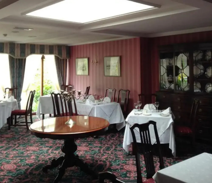 Ross Lake House Hotel - Général
