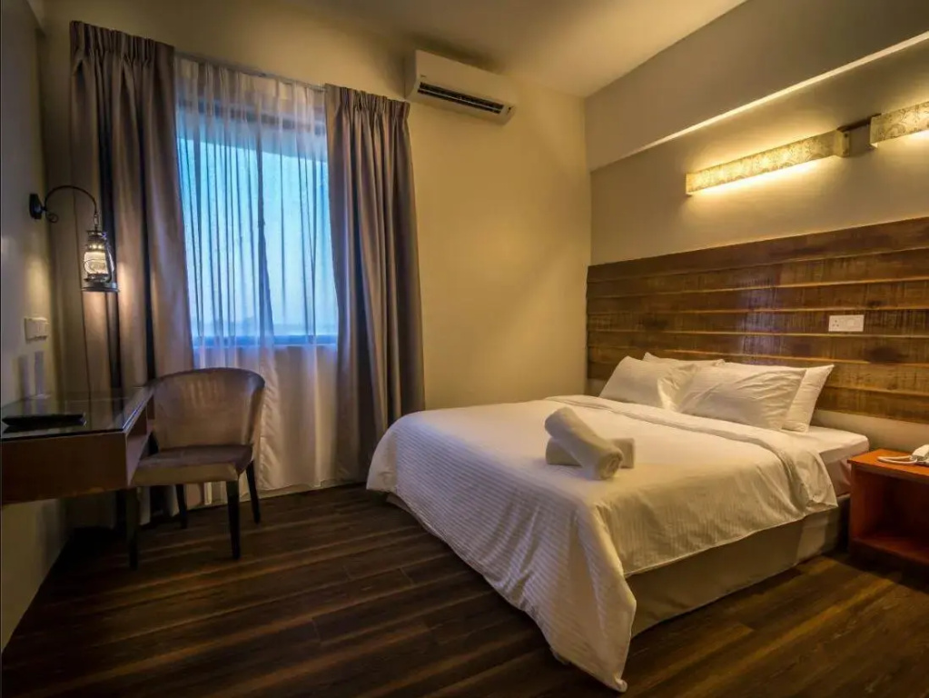 Standard Double room (full double bed)