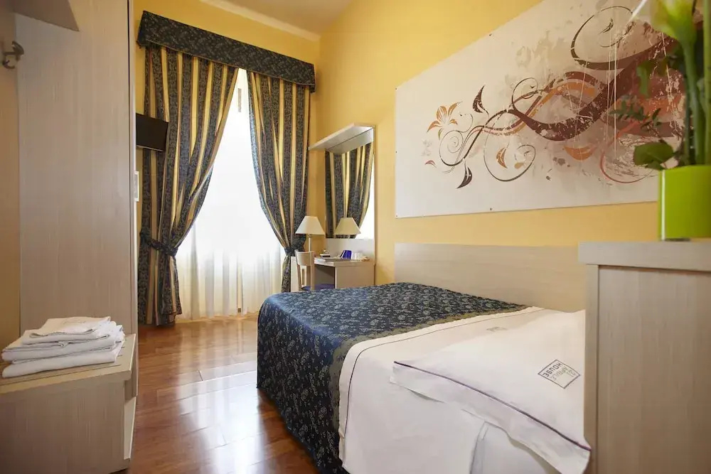 Economy room