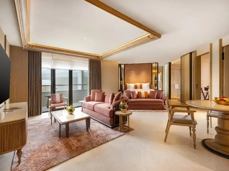 Executive Suite with balcony