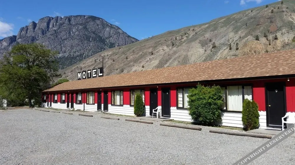Baits Motel