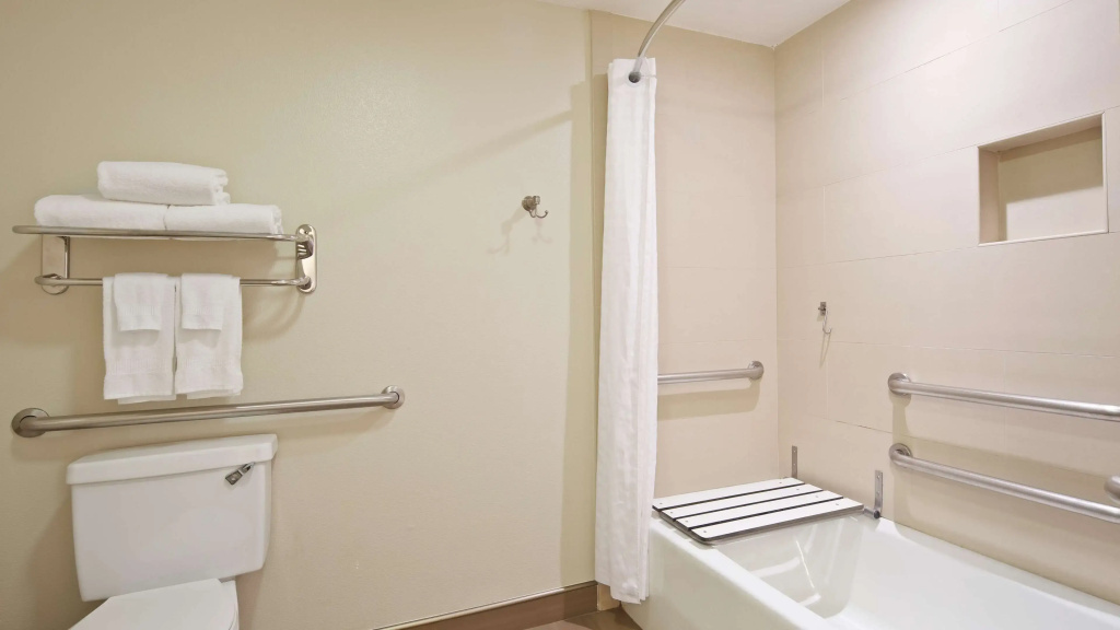 Best Western Woodland Hills Inn - Général
