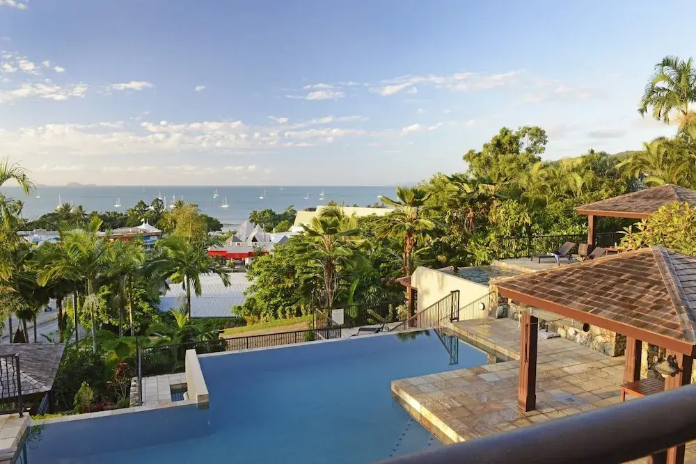 Ocean views - Airlie Beach