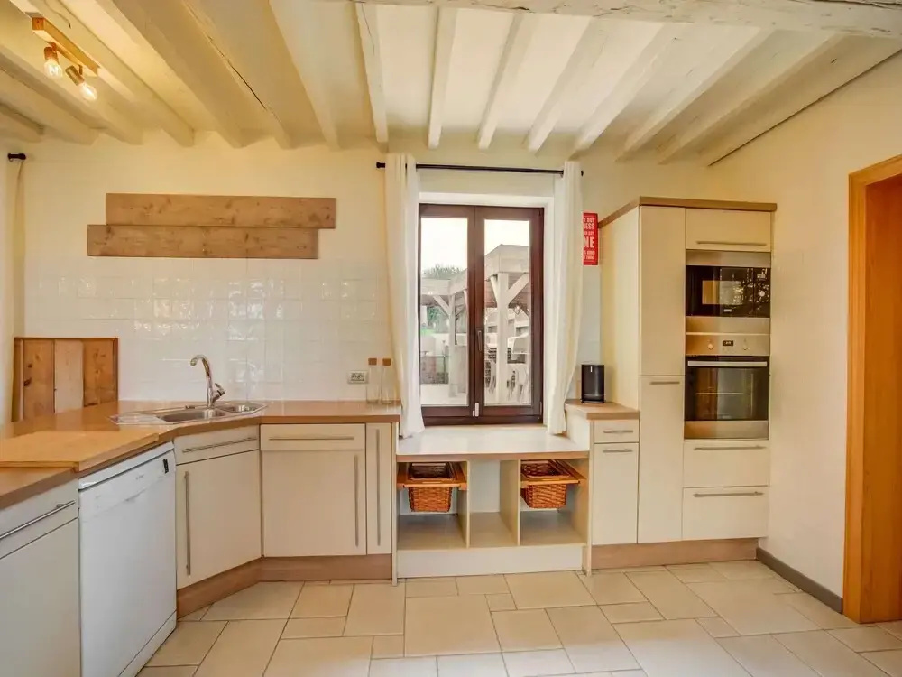 Lush Holiday Home in Vlaanderen With Private Pool - фото 24
