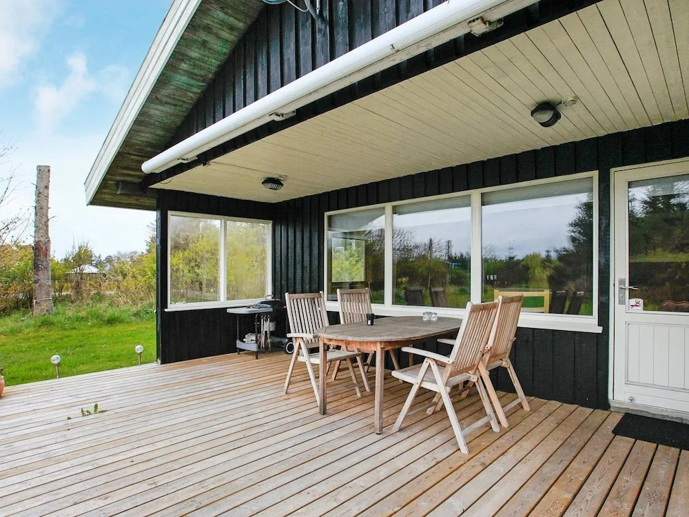 Amazing Holiday Home in Blokhus With Barbecue - фото 4