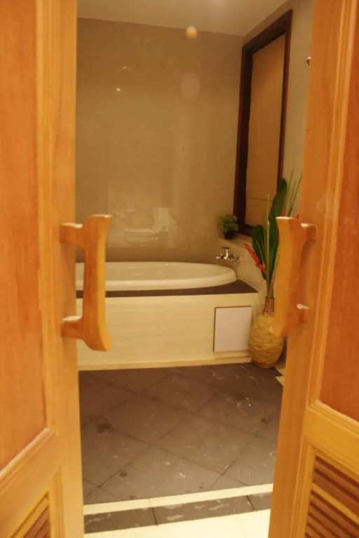 Superior Double room with balcony (full double bed)