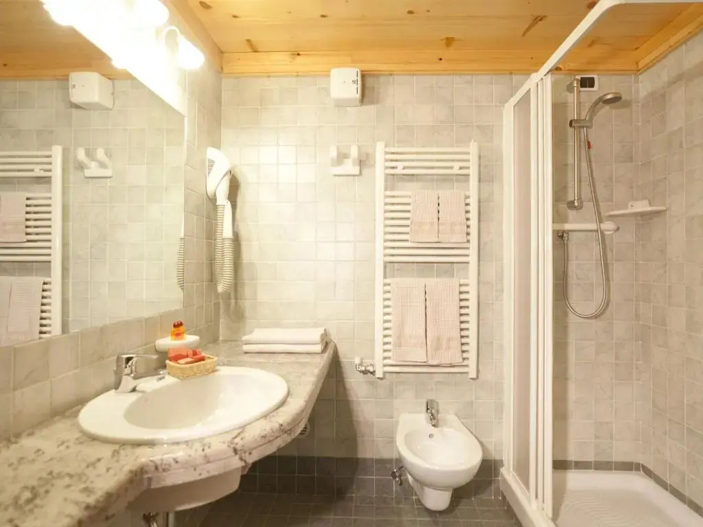 Alpine Charme & Wellness Hotel Europeo - Chambres