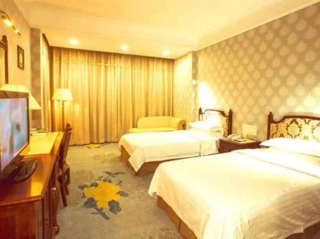 Liuzhou Hotel （South Gate） - фото 4