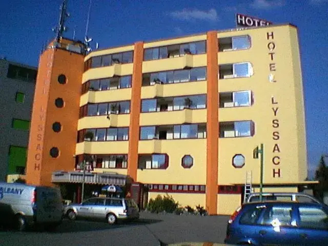 Hotel photo 1