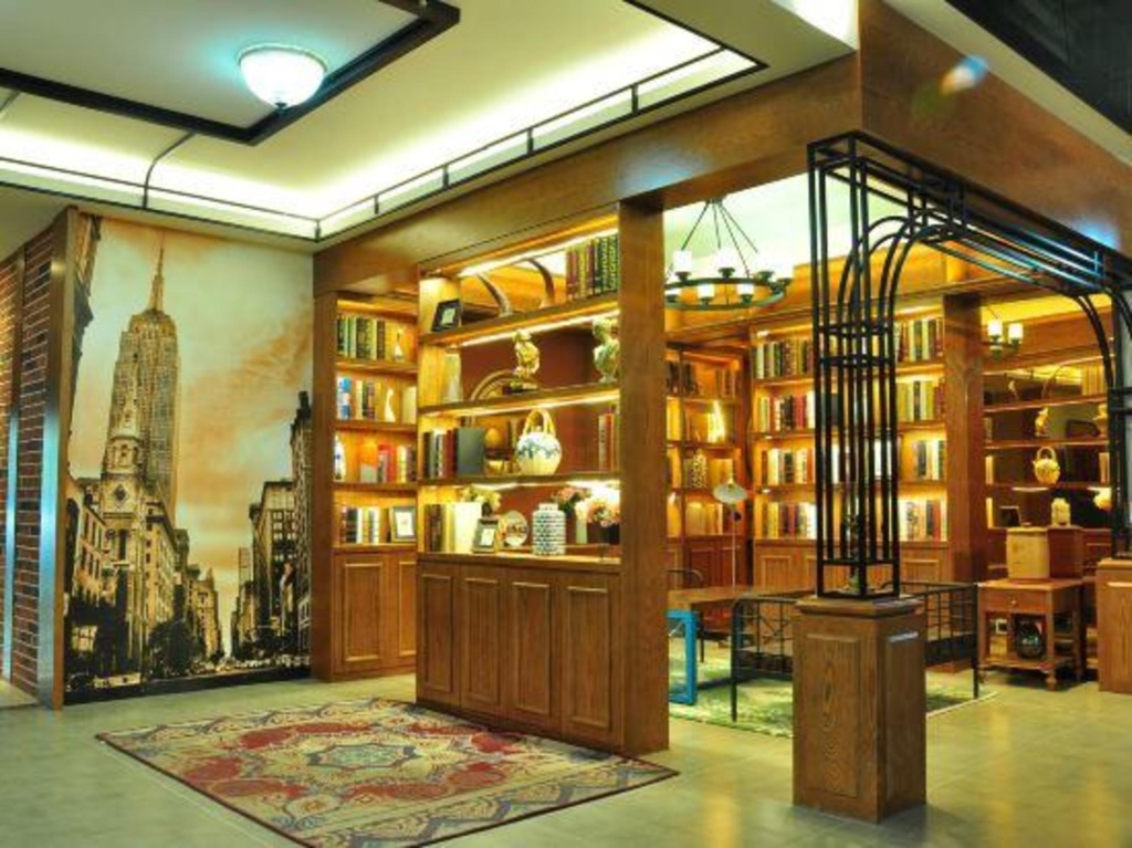 James Joyce Coffetel (Qingdao Jiaozhou West Lanzhou Road)