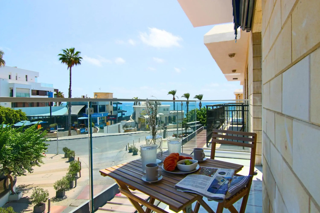 Phaedrus Living Seaside Luxury Flat Athina 21