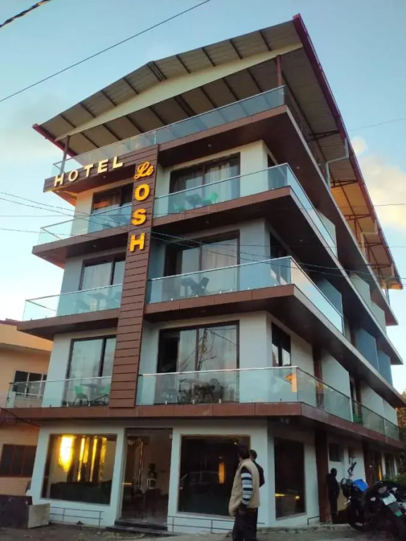 Hotel Leosh Lansdwone