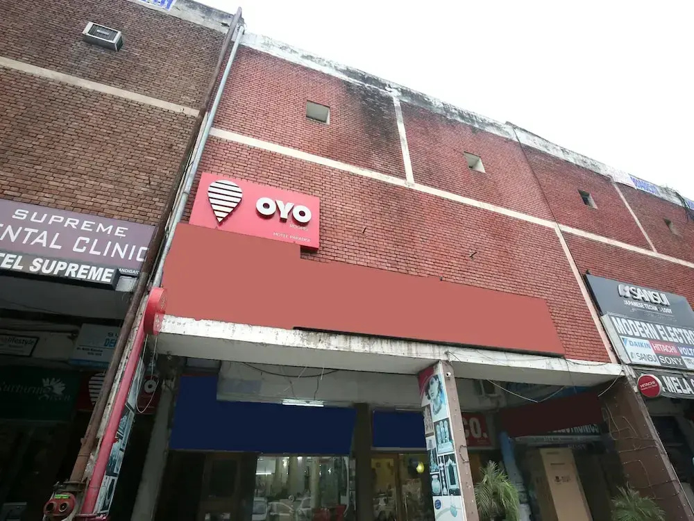 Hotel Paradise by OYO Rooms