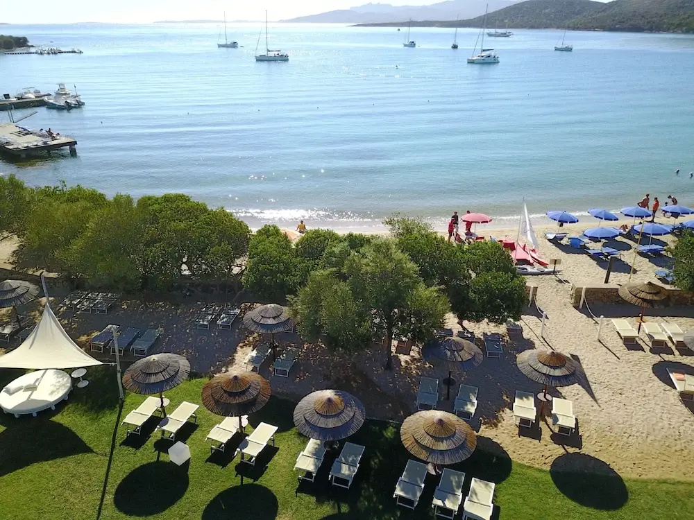 Beach & Waterfront
