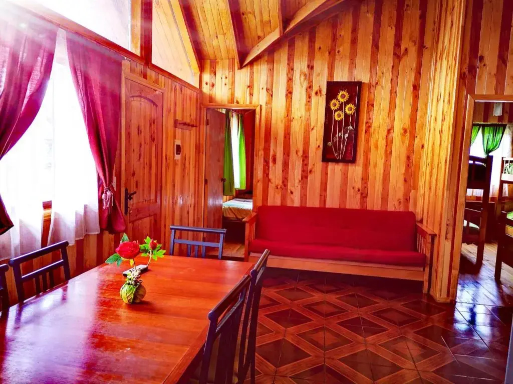 3 Bedrooms Apartment