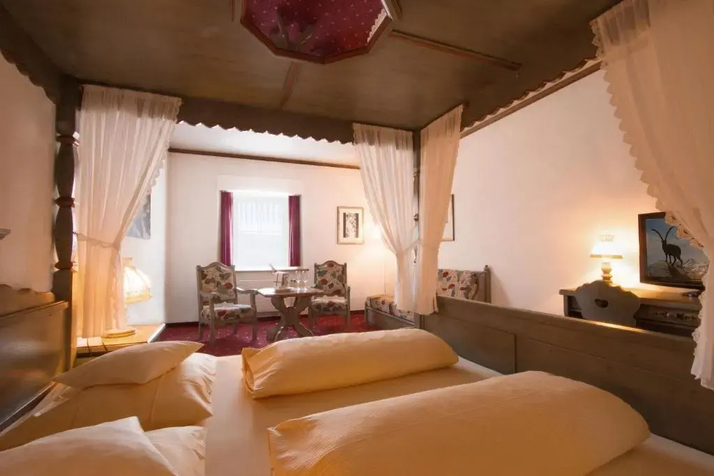 Standard Double room (full double bed)