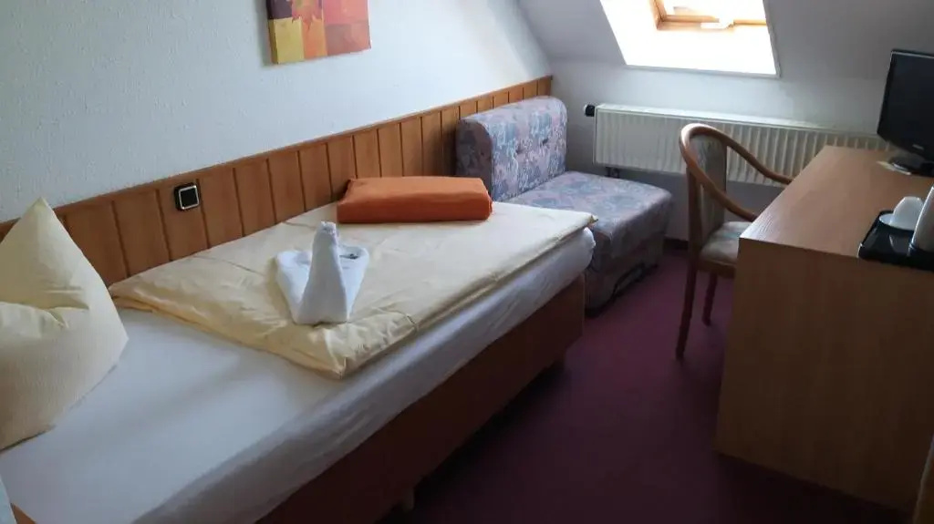 Standard Single room